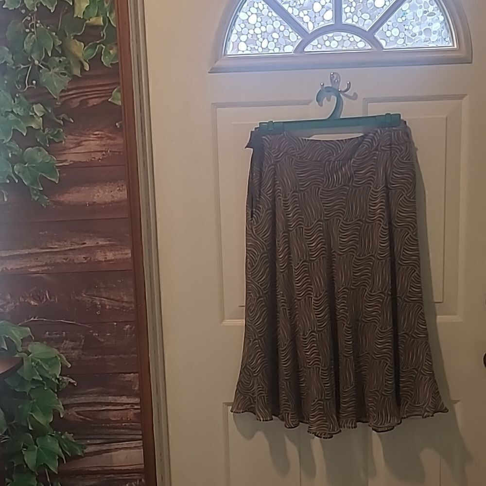Ladies Size 8 Anne Klein Silk Multi-colored Midi Skirt